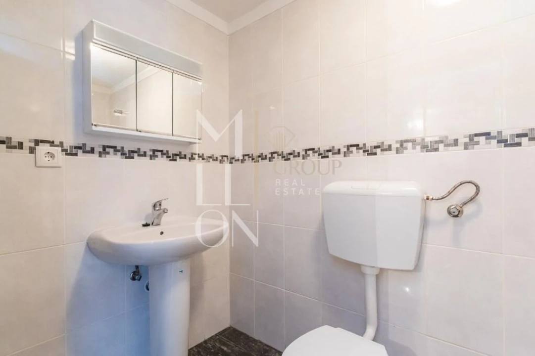 Moradia T3 para Venda em Chancelaria Foto 10