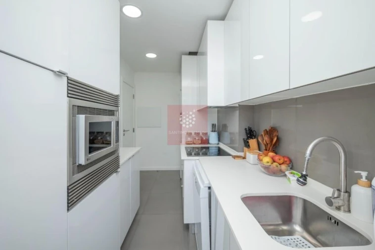 Apartamento T2 para Venda em Alfragide Foto 2