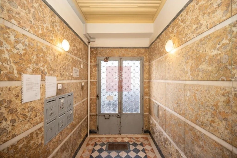 Apartamento T2 para Venda em Alfragide Foto 12