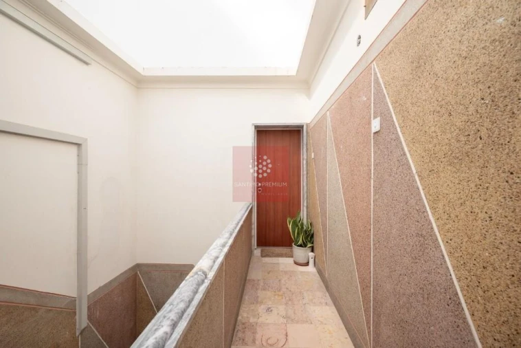 Apartamento T2 para Venda em Alfragide Foto 11