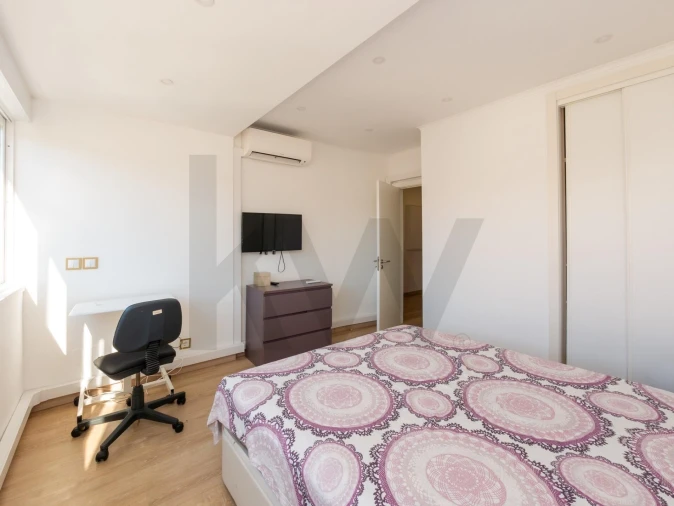 Apartamento T2 para Arrendamento em Beato Foto 13