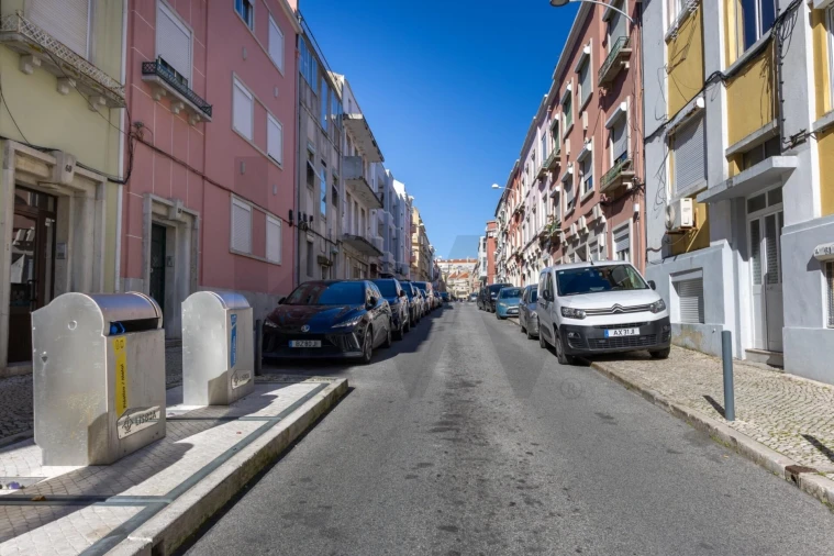 Apartamento T2 para Arrendamento em Beato Foto 29