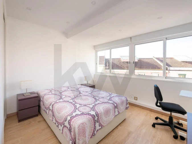 Apartamento T2 para Arrendamento em Beato Foto 16
