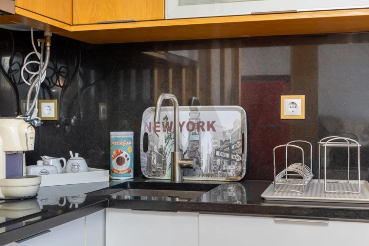 Apartamento T2 para Arrendamento em Beato Foto 6