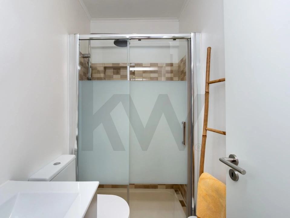 Apartamento T2 para Arrendamento em Beato Foto 22