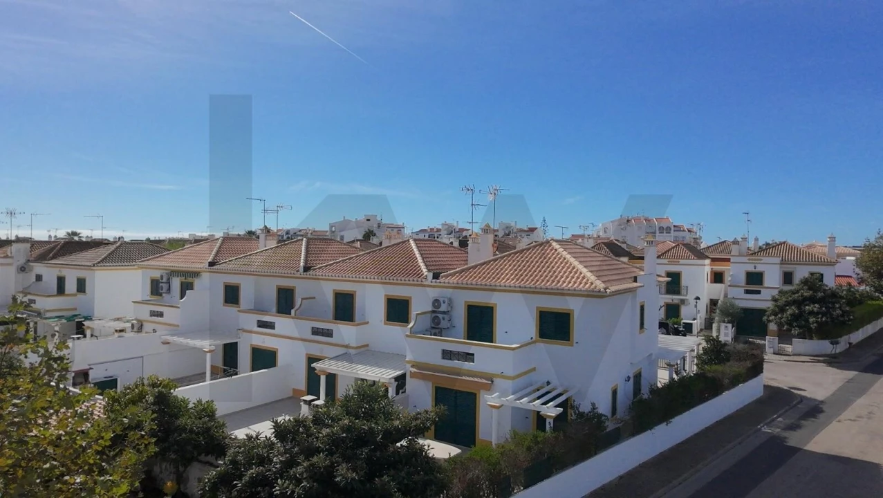 Moradia T3 para Venda em Vila Nova de Cacela Foto 35
