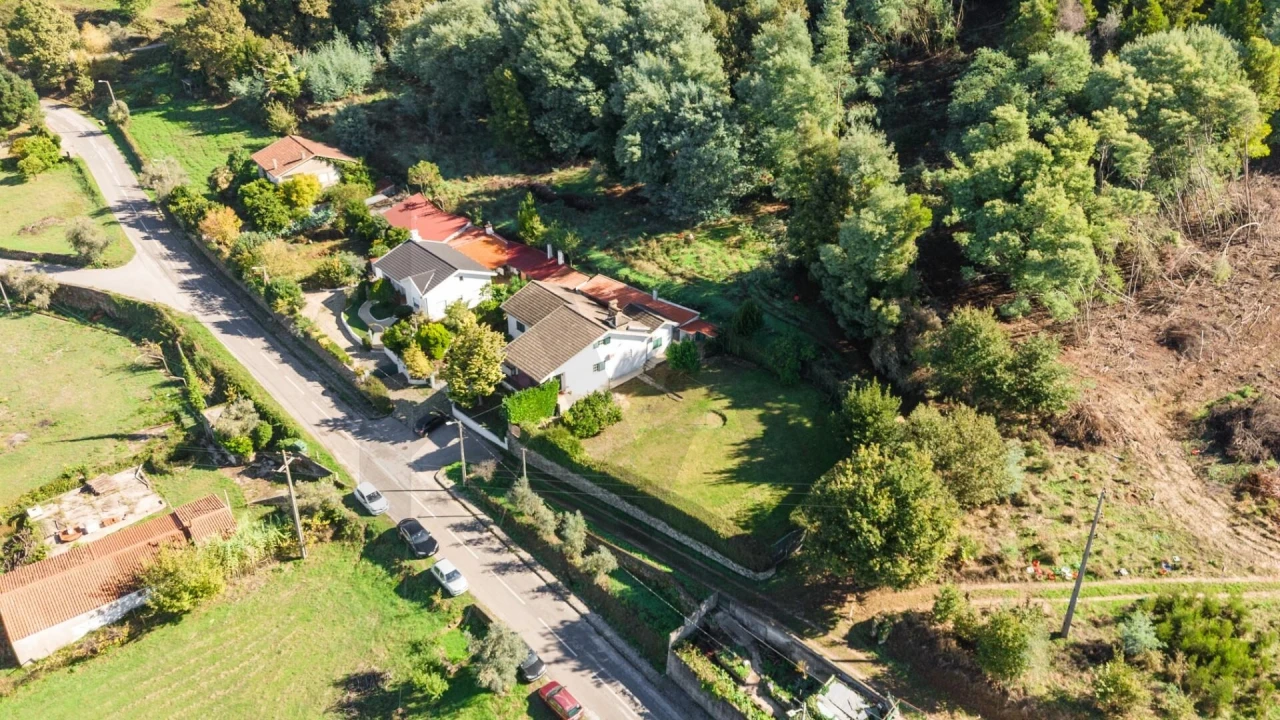 Moradia T1 para Venda em Lousã e Vilarinho Foto 13