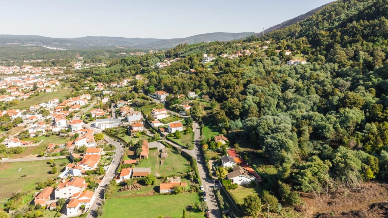 Moradia T1 para Venda em Lousã e Vilarinho Foto 7