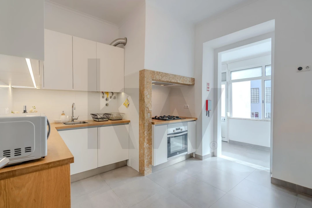 Apartamento T3 para Venda em Arroios Foto 11