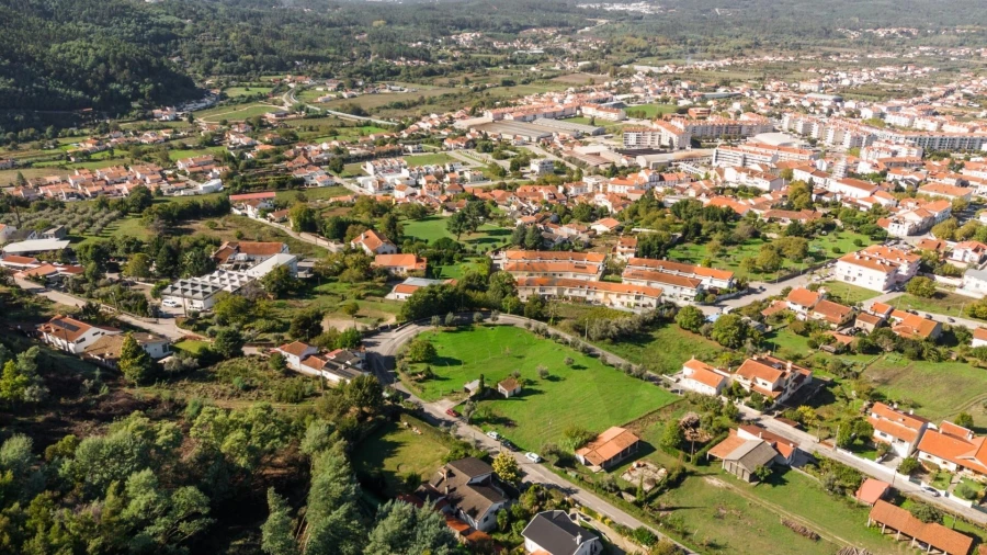 Moradia T3 para Venda em Lousã e Vilarinho Foto 42