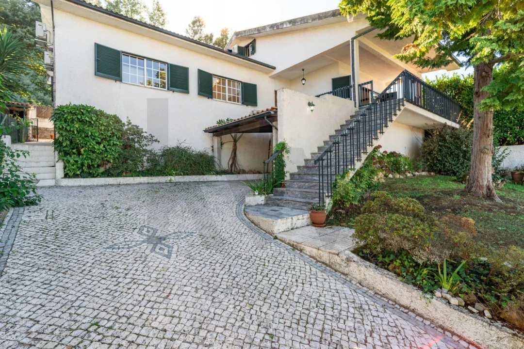 Moradia T3 para Venda em Lousã e Vilarinho Foto 1