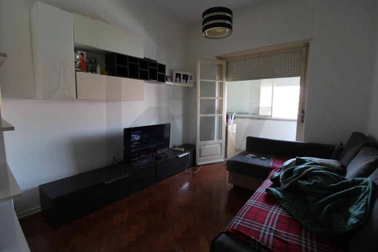 Apartamento T2 para Venda em Alfragide Foto 35