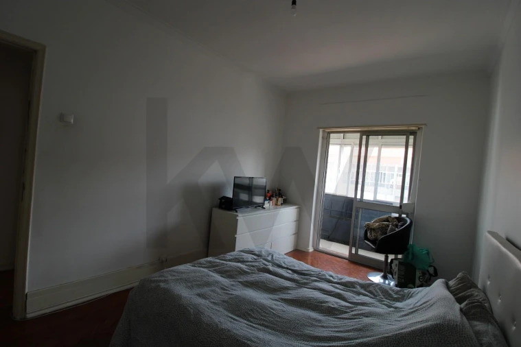 Apartamento T2 para Venda em Alfragide Foto 31