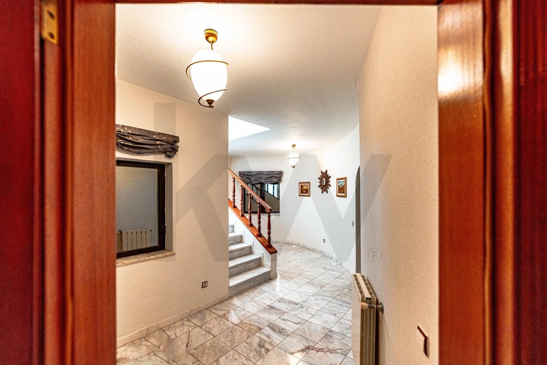 Moradia T4 para Venda em Mexilhoeira Grande Foto 44