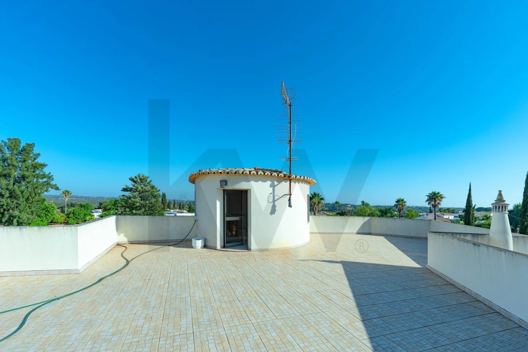 Moradia T4 para Venda em Mexilhoeira Grande Foto 27