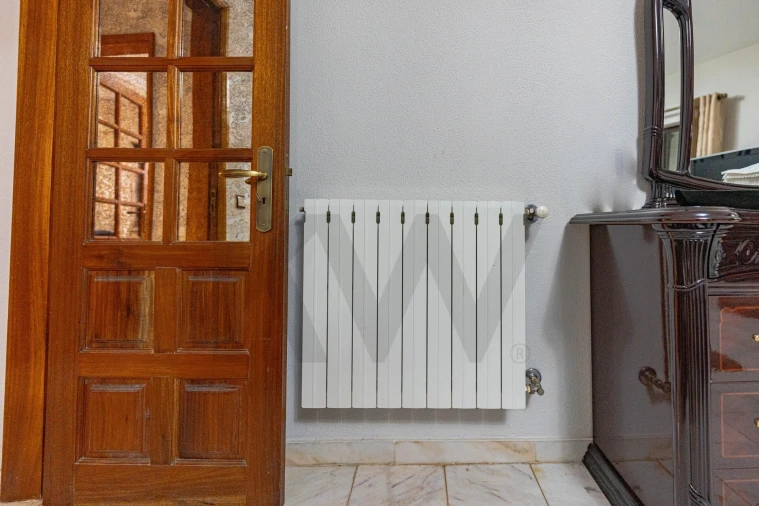 Moradia T4 para Venda em Mexilhoeira Grande Foto 57