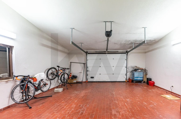 Moradia T4 para Venda em Mexilhoeira Grande Foto 26