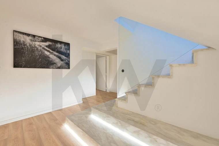 Moradia T4 para Venda em Carcavelos e Parede Foto 30