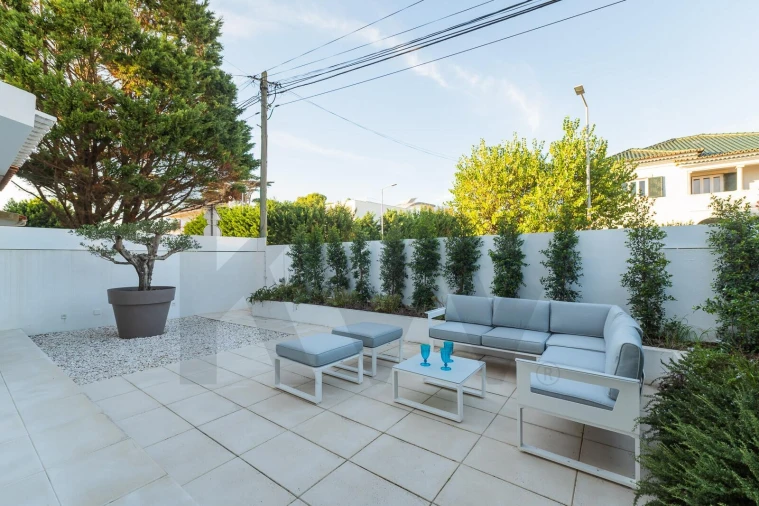 Moradia T4 para Venda em Carcavelos e Parede Foto 13