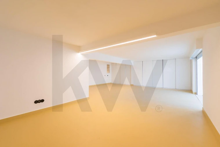 Moradia T4 para Venda em Carcavelos e Parede Foto 35