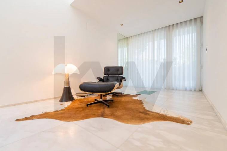 Moradia T4 para Venda em Carcavelos e Parede Foto 5