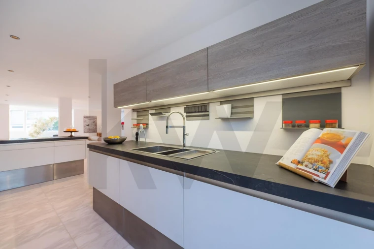 Moradia T4 para Venda em Carcavelos e Parede Foto 10