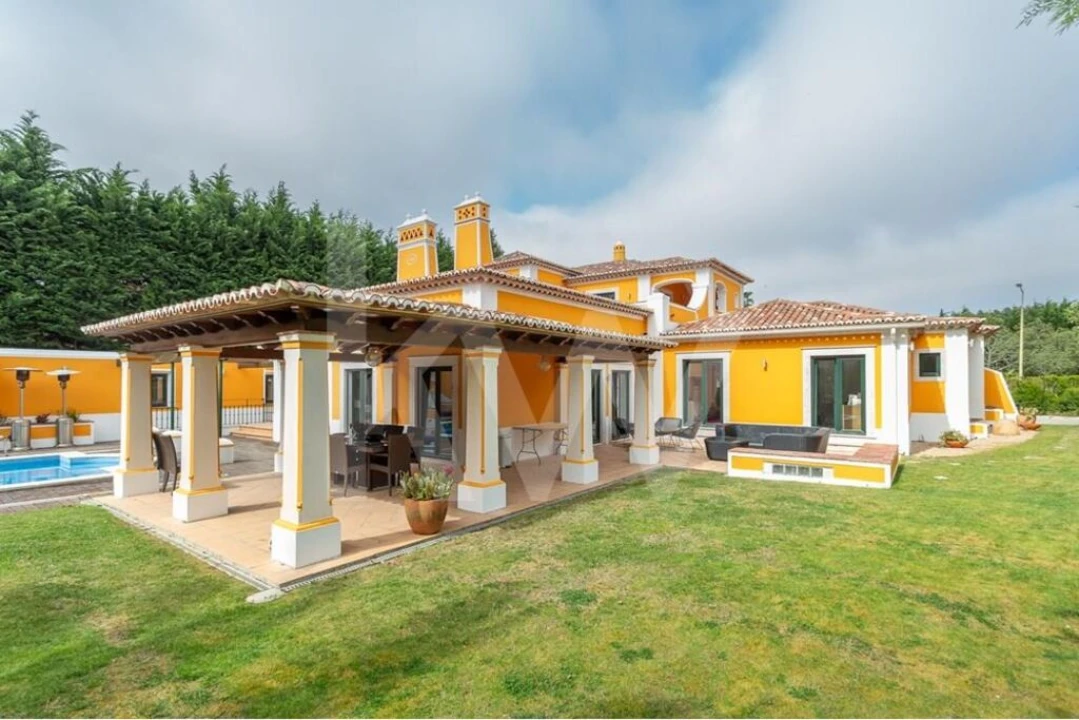 Moradia T7 para Venda em São João das Lampas e Terrugem Foto 2