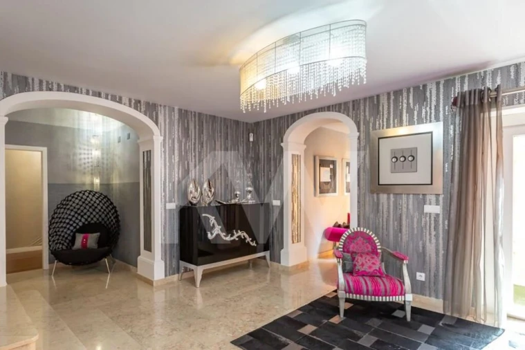 Moradia T7 para Venda em São João das Lampas e Terrugem Foto 8