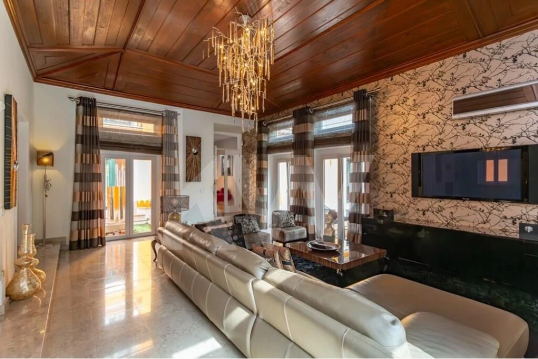 Moradia T7 para Venda em São João das Lampas e Terrugem Foto 32