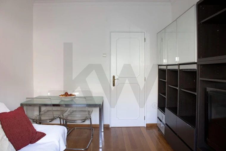 Apartamento T2 para Arrendamento em Sacavém e Prior Velho