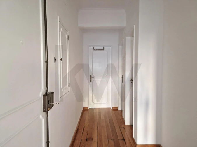 Apartamento T2 para Arrendamento em Sacavém e Prior Velho Foto 9