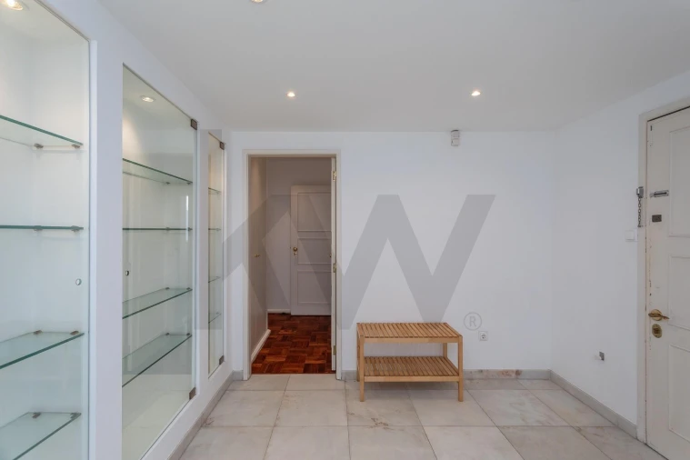 Apartamento T2 para Arrendamento em Avenidas Novas Foto 17