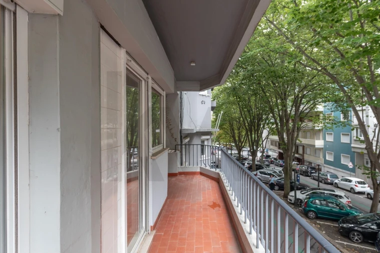 Apartamento T2 para Arrendamento em Avenidas Novas Foto 2