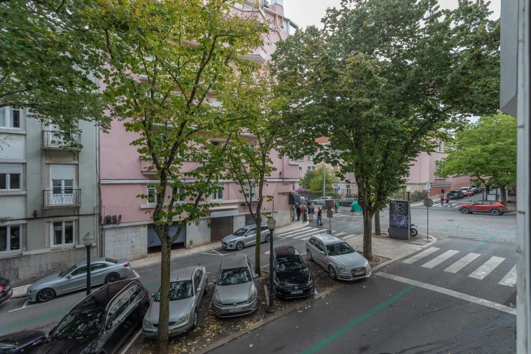 Apartamento T2 para Arrendamento em Avenidas Novas Foto 26