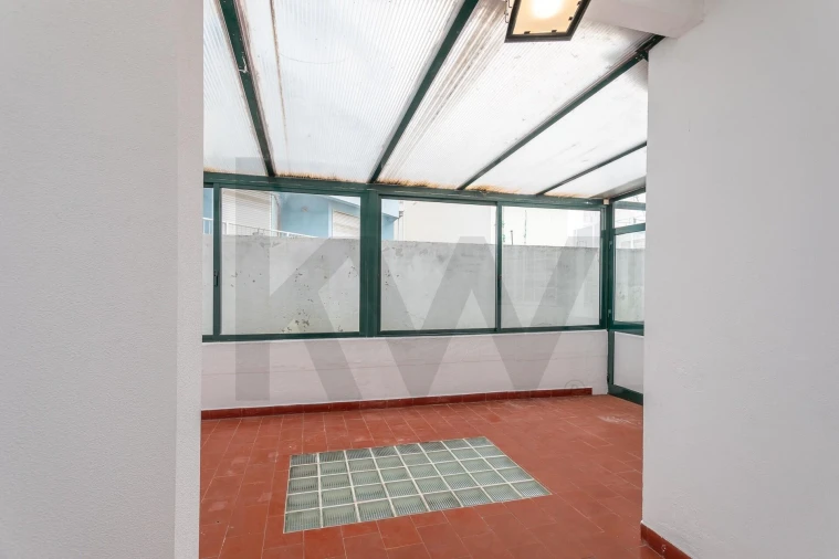 Apartamento T2 para Arrendamento em Avenidas Novas Foto 30