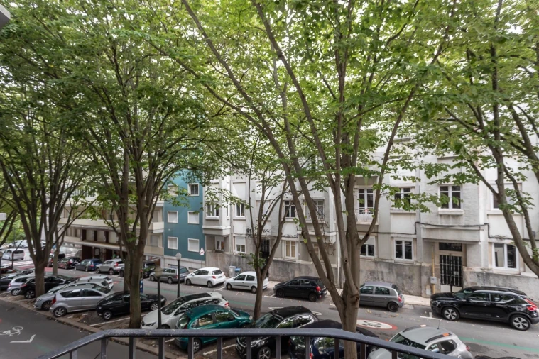 Apartamento T2 para Arrendamento em Avenidas Novas Foto 8