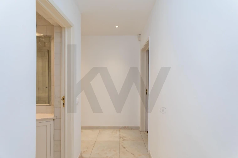 Apartamento T2 para Arrendamento em Avenidas Novas Foto 20