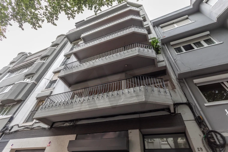 Apartamento T2 para Arrendamento em Avenidas Novas Foto 5