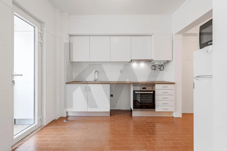 Apartamento T3 para Arrendamento em Moscavide e Portela Foto 9