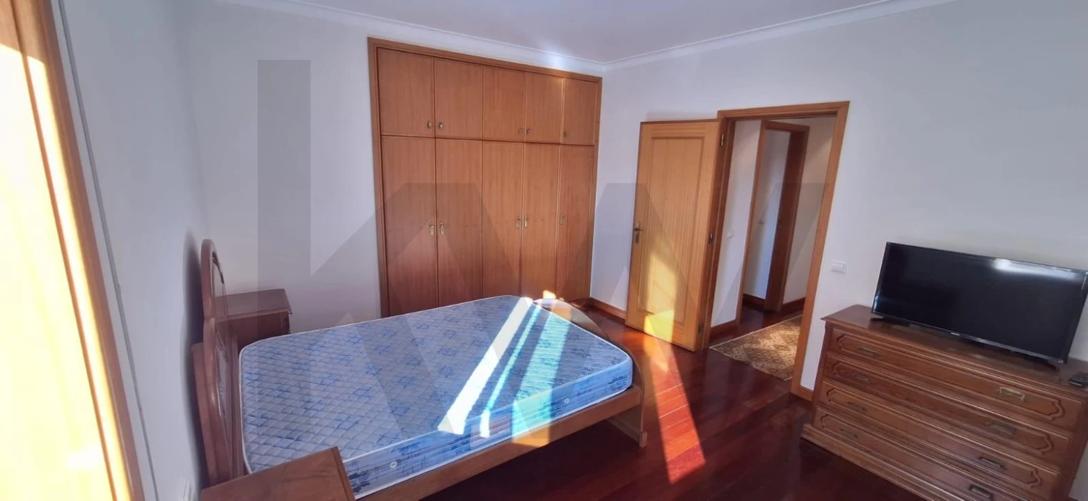 Apartamento T3 para Arrendamento em Santa Maria da Feira, Travanca, Sanfins e Espargo Foto 15