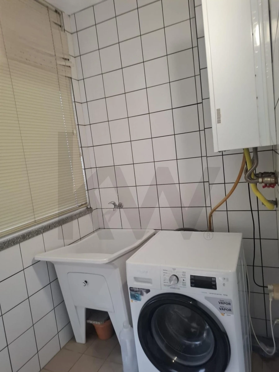 Apartamento T3 para Arrendamento em Santa Maria da Feira, Travanca, Sanfins e Espargo Foto 22