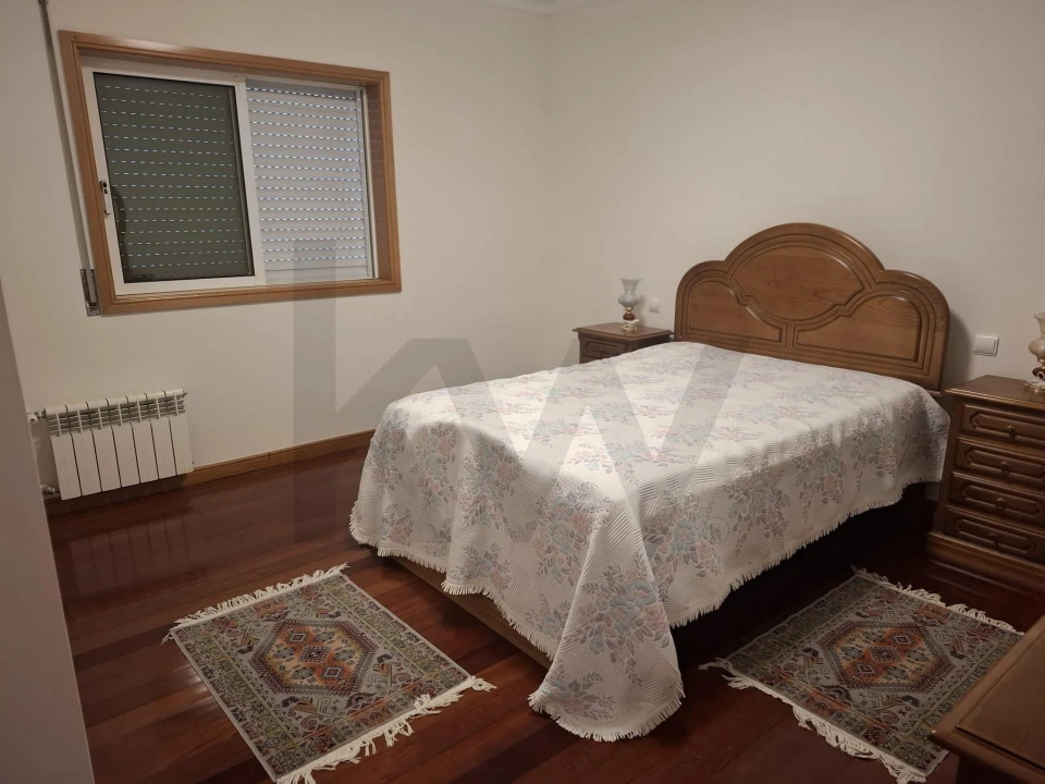 Apartamento T3 para Arrendamento em Santa Maria da Feira, Travanca, Sanfins e Espargo Foto 12