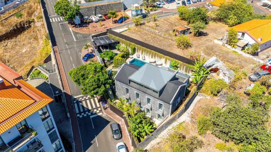 Moradia T3 para Venda em Caniço Foto 28