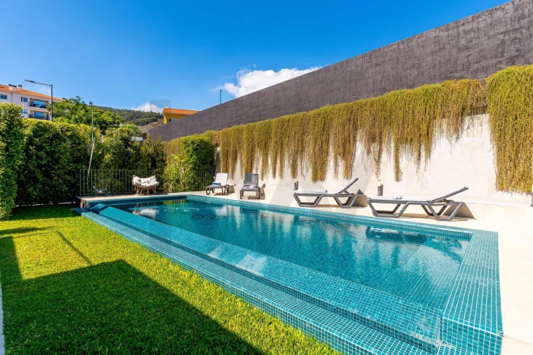 Moradia T3 para Venda em Caniço Foto 17