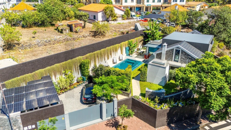 Moradia T3 para Venda em Caniço Foto 30