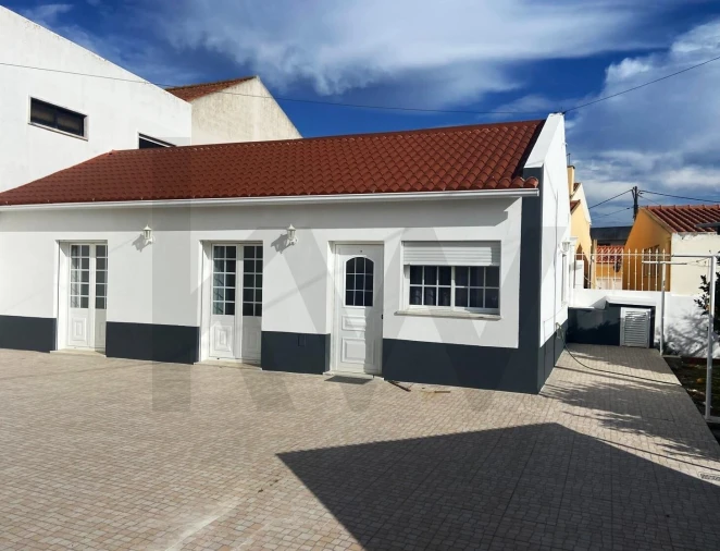 Moradia T2 para Venda em Silveira Foto 2