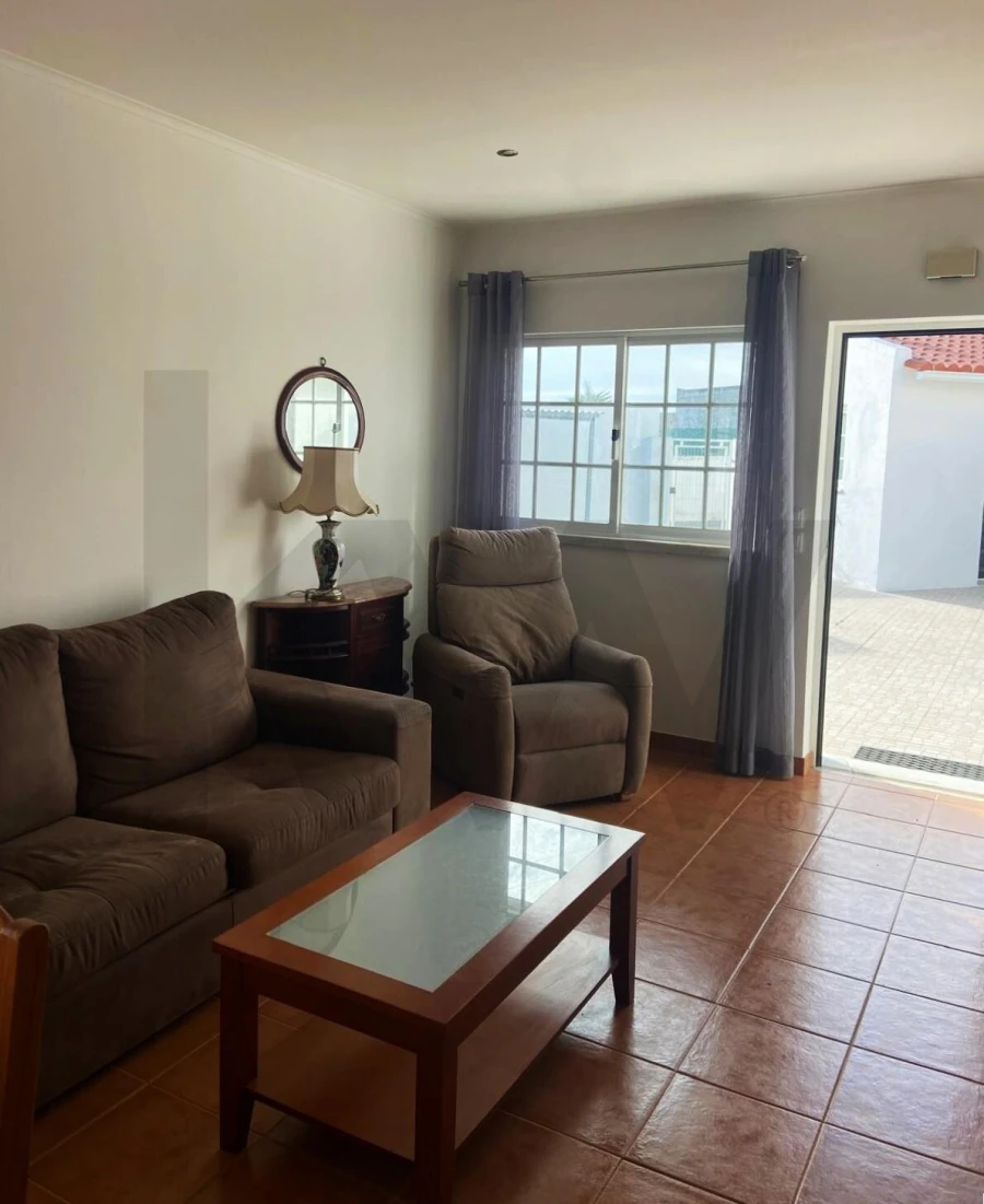 Moradia T2 para Venda em Silveira Foto 8