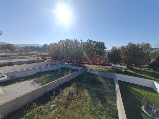 Moradia T4 para Venda em Merelim (São Pedro) e Frossos Foto 10