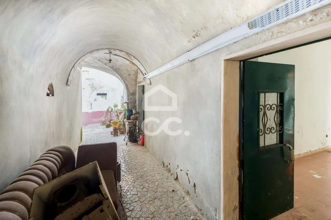 Moradia T1 para Venda em Borba (São Bartolomeu) Foto 2