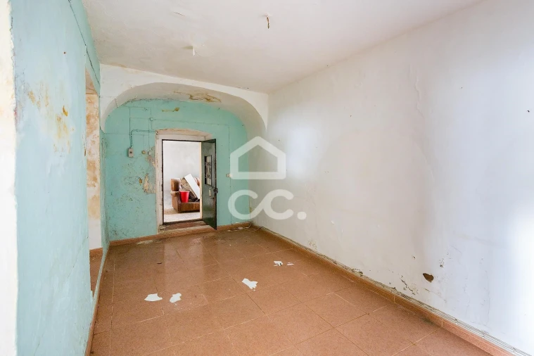 Moradia T1 para Venda em Borba (São Bartolomeu) Foto 1